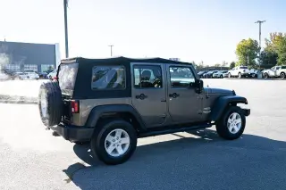 Jeep Wrangler Unlimited 2017 4x4 Sport SUV de 4 puertas