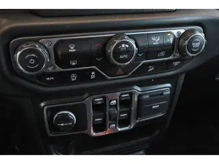 Jeep Wrangler Unlimited 2020 4x4 Willys Sport 4dr SUV