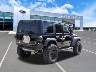 Jeep Wrangler Unlimited 2020 4x4 Willys Sport 4dr SUV