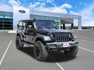 Jeep Wrangler Unlimited 2020 4x4 Willys Sport 4dr SUV