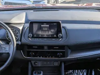 Nissan Rogue 2025 SV 4dr Crossover
