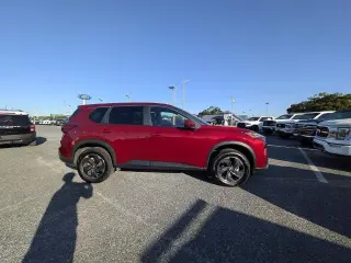 Nissan Rogue 2025 SV 4dr Crossover