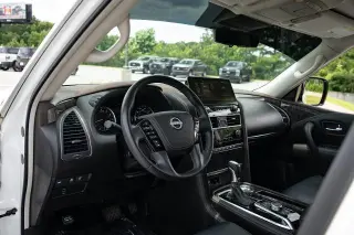Nissan Armada 2024 4x2 Platinum SUV de 4 puertas