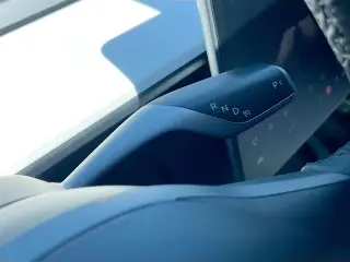 Tesla Model 3 2023 AWD Long Range 4dr Sedán