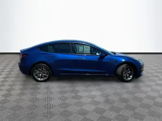 Tesla Model 3 2023 AWD Long Range 4dr Sedán