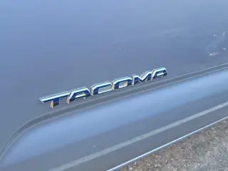 Toyota Tacoma 2020 4x2 SR5 V6 4dr Access Cab 6.1 ft LB