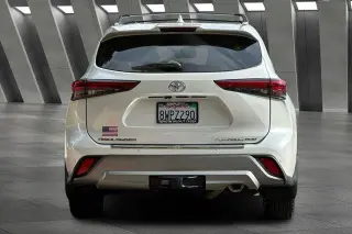 Toyota Highlander 2021 AWD Platinum 4dr SUV