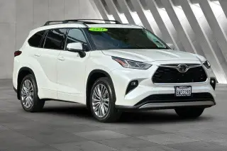 Toyota Highlander 2021 AWD Platinum 4dr SUV