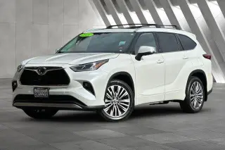 Toyota Highlander 2021 AWD Platinum 4dr SUV