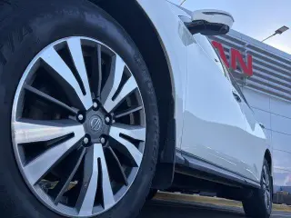 Nissan Pathfinder 2017 4x4 SL 4dr SUV