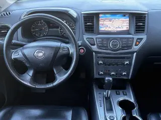 Nissan Pathfinder 2017 4x4 SL 4dr SUV