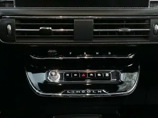 Lincoln Corsair 2024 AWD Premiere 4dr SUV