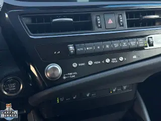 Lexus ES 350 2023 4dr Sedán