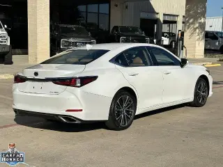 Lexus ES 350 2023 4dr Sedán