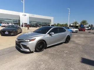 Toyota Camry 2021 XSE Sedán de 4 puertas