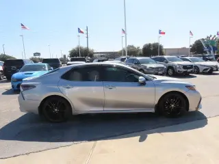 Toyota Camry 2021 XSE Sedán de 4 puertas