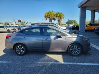 Nissan Versa 2025 SV 4dr Sedán