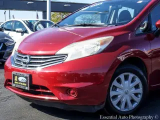 Nissan Versa Note 2015 SV 4dr Hatchback
