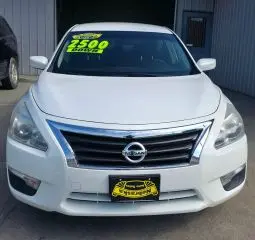 2015 Nissan VERSA