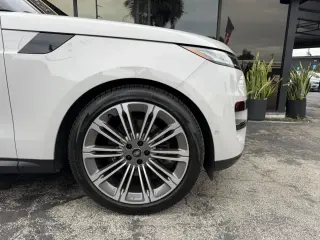 2024 Land Rover RANGE ROVER SPORT