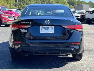 Nissan Sentra 2025 S 4dr Sedán