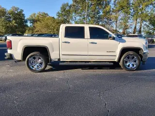 GMC Sierra 1500 2016 4x4 SLT 4dr Crew Cab 5.8 ft. SB