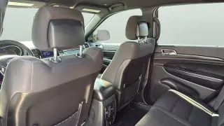 Jeep Grand Cherokee 2019 4x4 Laredo 4dr SUV