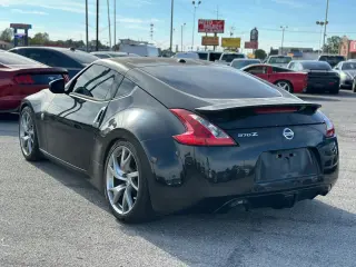 2011 NISSAN 370Z