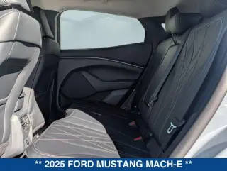 Ford Mustang Mach-E 2025 Select 4dr SUV