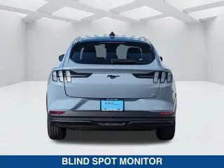 Ford Mustang Mach-E 2025 Select 4dr SUV