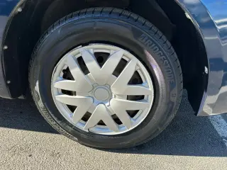 2004 Toyota SIENNA