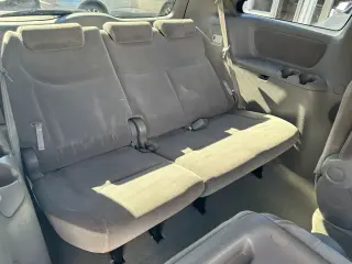 2004 Toyota SIENNA