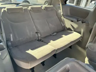 2004 Toyota SIENNA