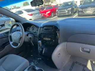 2004 Toyota SIENNA