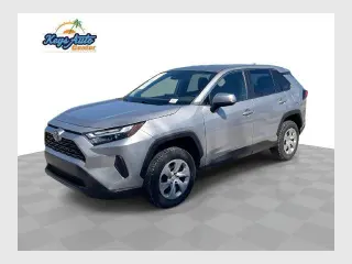 Toyota RAV4 2023 LE 4dr SUV