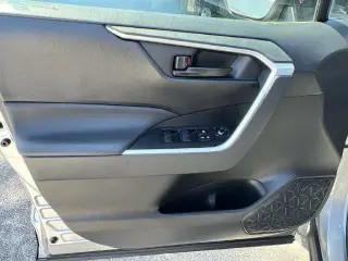 Toyota RAV4 2023 LE 4dr SUV