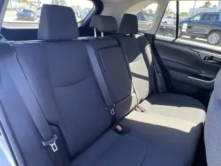 Toyota RAV4 2023 LE 4dr SUV