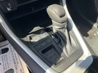 Toyota RAV4 2023 LE 4dr SUV