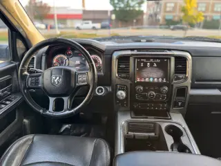 2017 Ram 1500 CREW CAB