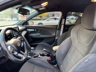 2020 Hyundai VELOSTER