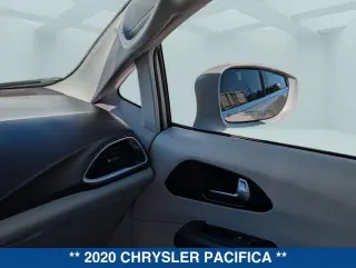 Chrysler Pacifica 2020 Touring L Plus 4dr Mini-Van
