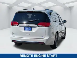 Chrysler Pacifica 2020 Touring L Plus 4dr Mini-Van