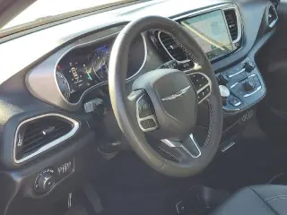 Chrysler Pacifica 2025 Select 4dr Mini-Van