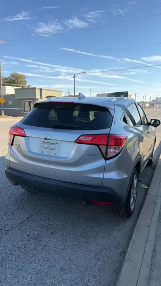2017 HONDA HR-V