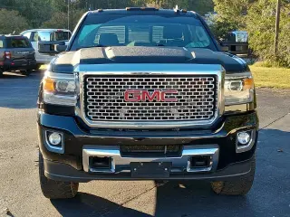 GMC Sierra 3500HD 2016 4x4 Denali 4dr Crew Cab SB SRW