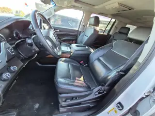 Chevrolet Suburban 2017 4x4 Premier 4dr SUV
