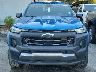 Chevrolet Colorado 2024 4x4 Trail Boss 4dr Crew Cab 5 ft. SB