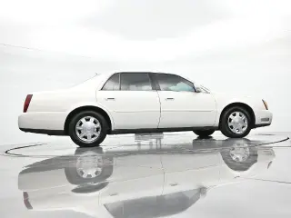 Cadillac DeVille 2005 4dr Sedán