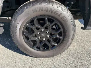 Ford F-150 2024 4x4 XLT 4dr SuperCrew 5.5 ft. SB