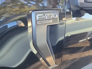 Ford F-150 2023 4x4 Lariat 4dr SuperCrew 5.5 ft. SB